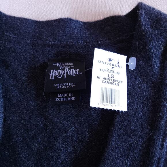 Womens Harry Potter Hufflepuff Scottish Wool Button Cardigan Sweater Size Large - Picture 8 of 8